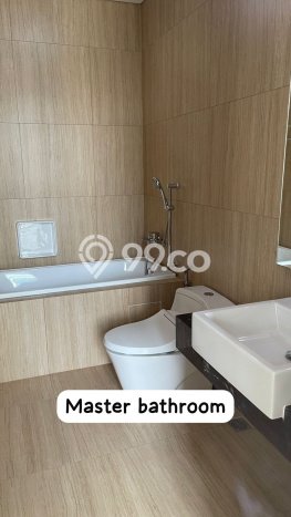 Rumah Mewah LB 373m2 Siap Pakai Desain Elegan di Pondok Indah, Jakarta Selatan Rumah Mewah LB 373m2 Siap Pakai Desain Elegan di Pondok Indah, Jakarta Selatan