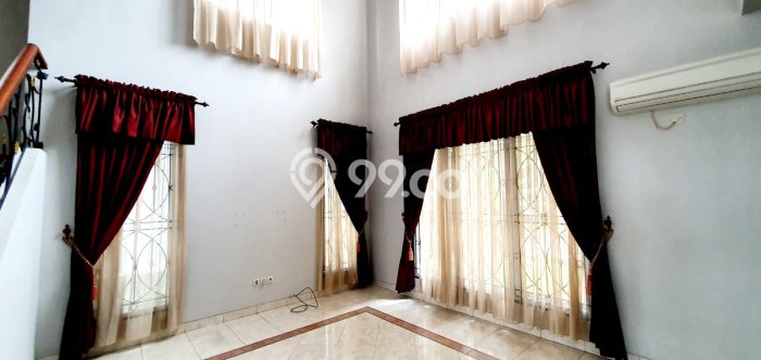 Rumah Elit Modern Siap Huni di Legenda Wisata Bogor Rumah Elit Modern Siap Huni di Legenda Wisata Bogor