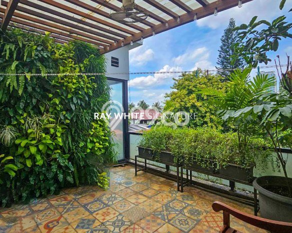 Jual Rumah Mewah Megah Dengan View Cantik di Cipete, Jakarta Selatan Jual Rumah Mewah Megah Dengan View Cantik di Cipete, Jakarta Selatan