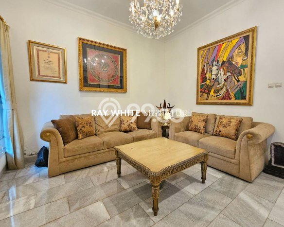 Dijual Rumah Luas Megah Dengan View Cantik di Lebak Bulus, Jakarta Selatan Dijual Rumah Luas Megah Dengan View Cantik di Lebak Bulus, Jakarta Selatan
