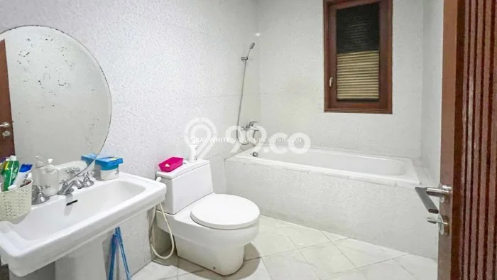 Hunian Mewah Siap Huni LT 328m2 di Kebayoran Baru, Jakarta Selatan Hunian Mewah Siap Huni LT 328m2 di Kebayoran Baru, Jakarta Selatan