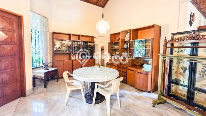 Rumah Mewah LB 599m2 Siap Pakai Desain Elegan di Pondok Indah, Jakarta Selatan Rumah Mewah LB 599m2 Siap Pakai Desain Elegan di Pondok Indah, Jakarta Selatan