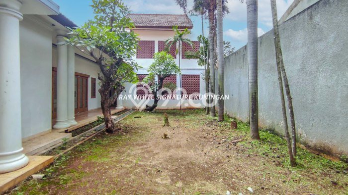 Hot Offer Hunian Mewah Ideal dan Luas di Kebayoran Baru, Jakarta Selatan Hot Offer Hunian Mewah Ideal dan Luas di Kebayoran Baru, Jakarta Selatan