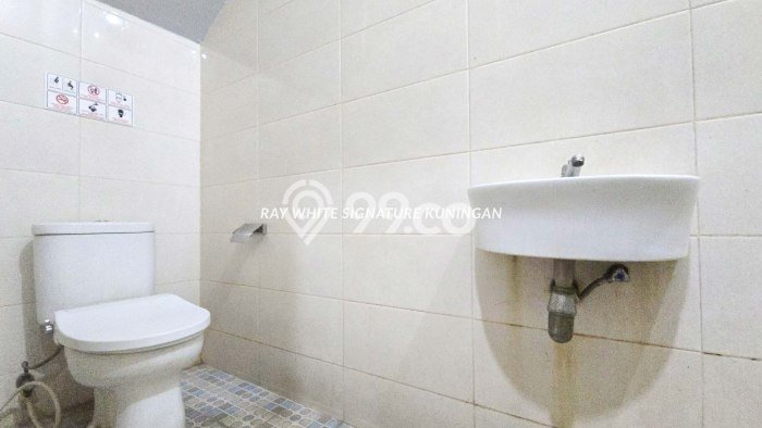 Kantor Dijual di Prime Area Jakarta Selatan Luas 600m2 Kantor Dijual di Prime Area Jakarta Selatan Luas 600m2