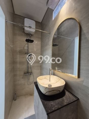 HARGA TERBAIK! Vila Kawasan , Luas 400m2m², Area Prima HARGA TERBAIK! Vila Kawasan , Luas 400m2m², Area Prima