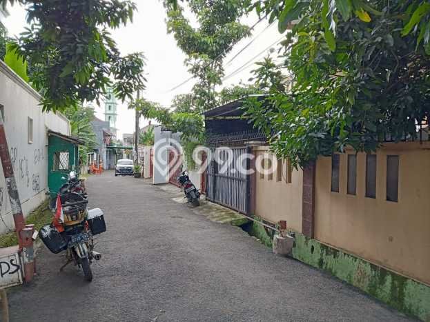 Rumah Elit Modern Tanpa Renovasi di Srengseng Jakarta Barat Rumah Elit Modern Tanpa Renovasi di Srengseng Jakarta Barat