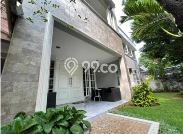 Ready to Use! Luxury House LT 447m2 Desain Modern di Kemang Ready to Use! Luxury House LT 447m2 Desain Modern di Kemang