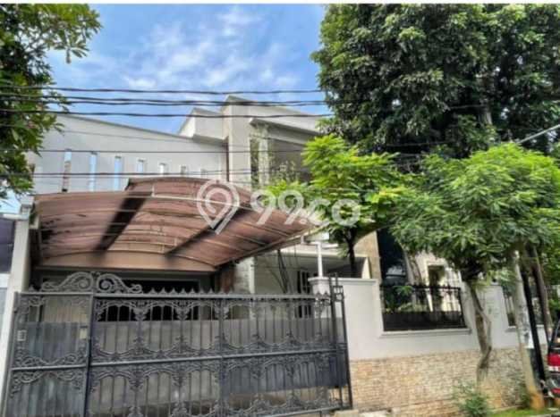 Ready to Use! Luxury House LT 447m2 Desain Modern di Kemang Ready to Use! Luxury House LT 447m2 Desain Modern di Kemang