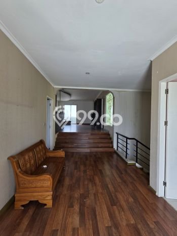 Rumah Disewakan Tangerang LT 240m2 LB 380m2 Area Gading Serpong Rumah Disewakan Tangerang LT 240m2 LB 380m2 Area Gading Serpong
