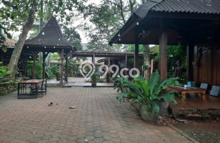 Unit Komersial Dijual di Serpong Tangerang Selatan 600m2 Unit Komersial Dijual di Serpong Tangerang Selatan 600m2