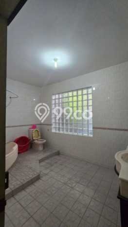 Unit Ruko Dijual di Laweyan Solo 300m2 Unit Ruko Dijual di Laweyan Solo 300m2