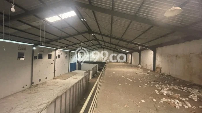 Gudang Disewa di Yogyakarta dengan LB 1250m2 Area Komersial Ramai Gudang Disewa di Yogyakarta dengan LB 1250m2 Area Komersial Ramai