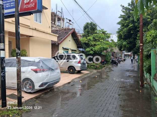 Rumah Luxury Modern Tanpa Renovasi di Caturtunggal Sleman Rumah Luxury Modern Tanpa Renovasi di Caturtunggal Sleman