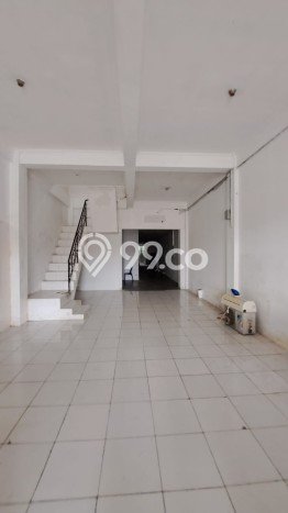 LOKASI PREMIUM! Ruko Kawasan Usaha Kawasan Mlati, Luas 270m2m², Siap Operasional LOKASI PREMIUM! Ruko Kawasan Usaha Kawasan Mlati, Luas 270m2m², Siap Operasional