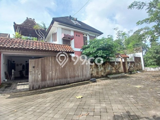 Jual Rumah Bagus Siap Huni LB 150m2 di Depok, Sleman Jual Rumah Bagus Siap Huni LB 150m2 di Depok, Sleman