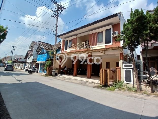 Dijual Kost Strategis di Sleman, Sleman 12 KT, 12 KM, Luas Bangunan 400m2 Dijual Kost Strategis di Sleman, Sleman 12 KT, 12 KM, Luas Bangunan 400m2