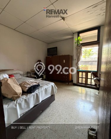 Siap Huni Rumah Mewah 5 Kamar di Kebon Jeruk Dekat ke Mana Pun Siap Huni Rumah Mewah 5 Kamar di Kebon Jeruk Dekat ke Mana Pun