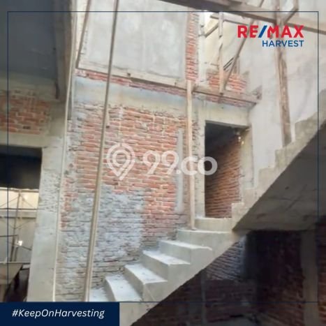 Hunian Mewah LB 500m2 Siap Pakai Desain Elegan di Puri Indah, Jakarta Barat Hunian Mewah LB 500m2 Siap Pakai Desain Elegan di Puri Indah, Jakarta Barat
