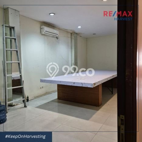 Ruko Dijual di Prime Area Jakarta Pusat Luas 875m2 Ruko Dijual di Prime Area Jakarta Pusat Luas 875m2