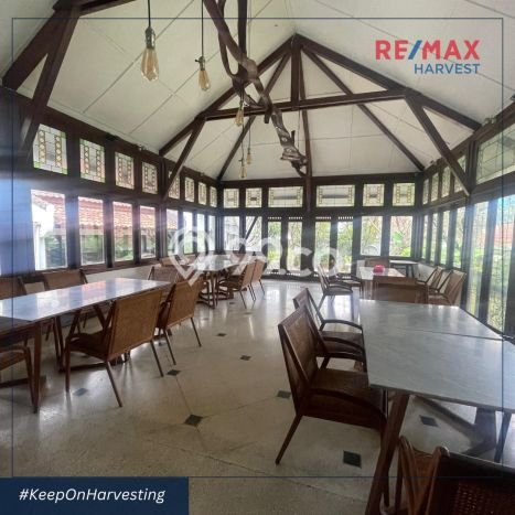Dijual Rumah Luas Elegan Dengan View Eksklusif di Kemang, Jakarta Selatan Dijual Rumah Luas Elegan Dengan View Eksklusif di Kemang, Jakarta Selatan