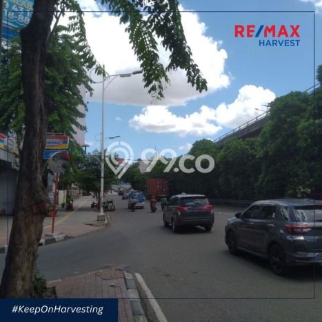 Dijual Rumah Luas Elegan Dengan View Eksklusif di Grogol, Jakarta Barat Dijual Rumah Luas Elegan Dengan View Eksklusif di Grogol, Jakarta Barat