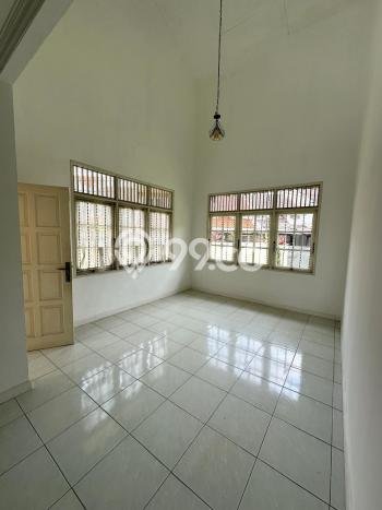 Rumah Kontrakan Jakarta Selatan LT 224m2 LB 250m2 Kawasan Sektor 2 - Bintaro Rumah Kontrakan Jakarta Selatan LT 224m2 LB 250m2 Kawasan Sektor 2 - Bintaro