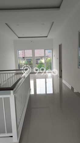 Dijual Rumah Luas Elegan Dengan View Eksklusif di BSD, Tangerang Dijual Rumah Luas Elegan Dengan View Eksklusif di BSD, Tangerang