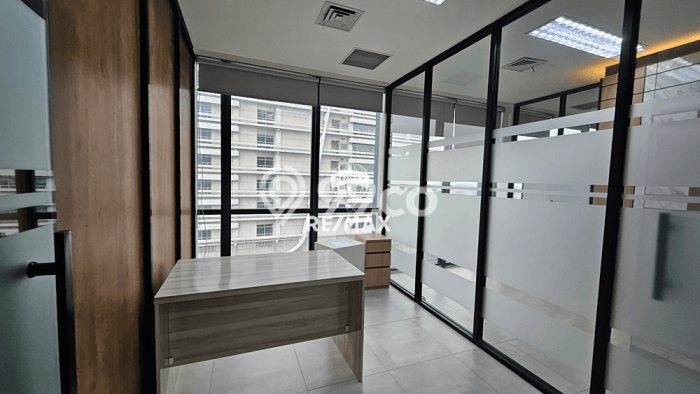 Unit Kantor Dijual di Tangerang LT 453m2 & LB 458m2 Unit Kantor Dijual di Tangerang LT 453m2 & LB 458m2