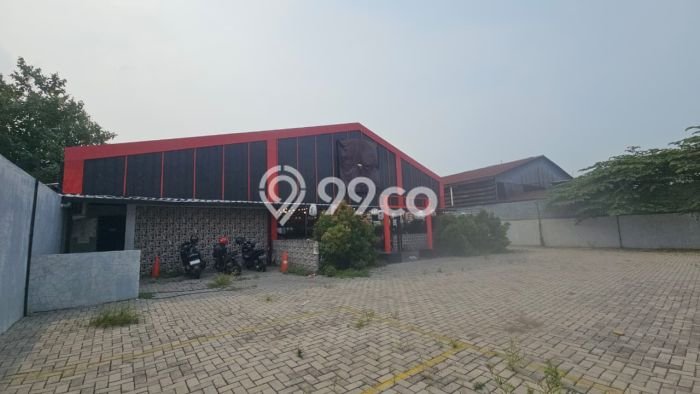 Unit Komersial Paling Strategis di Karang Tengah Tangerang dengan LB 534m2 Unit Komersial Paling Strategis di Karang Tengah Tangerang dengan LB 534m2