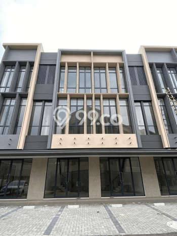 Unit Ruko Paling Strategis di BSD Tangerang Selatan dengan LB 230m2 Unit Ruko Paling Strategis di BSD Tangerang Selatan dengan LB 230m2