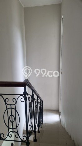Rumah Luxury Modern Tanpa Renovasi di Gading Serpong Tangerang Rumah Luxury Modern Tanpa Renovasi di Gading Serpong Tangerang