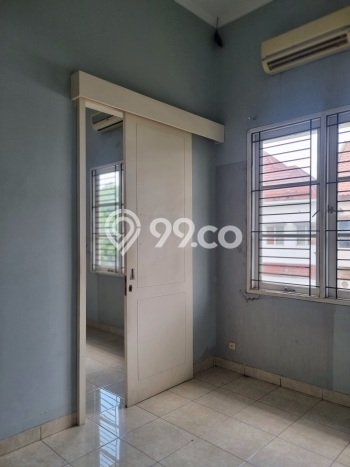 Rumah Mewah LB 130m2 Siap Huni Desain Elegan di Gading Serpong, Tangerang Rumah Mewah LB 130m2 Siap Huni Desain Elegan di Gading Serpong, Tangerang
