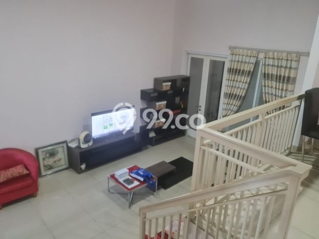 Rumah Mewah LB 280m2 Siap Pakai Desain Elegan di Permata Buana, Jakarta Barat Rumah Mewah LB 280m2 Siap Pakai Desain Elegan di Permata Buana, Jakarta Barat