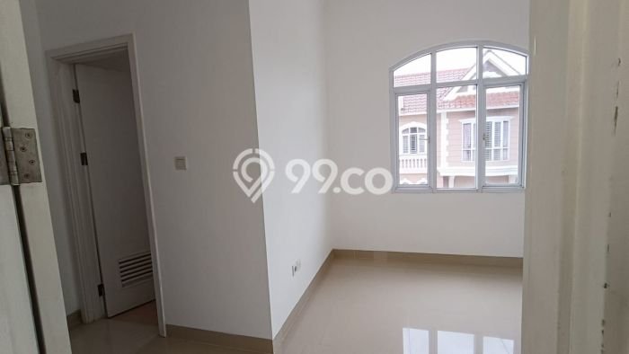 Rumah Luxury Modern Tanpa Renovasi di Gading Serpong Tangerang Rumah Luxury Modern Tanpa Renovasi di Gading Serpong Tangerang