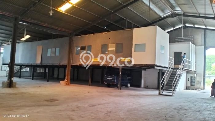 LOKASI STRATEGIS! Gudang For Rent Kawasan , Luas 3100m2m², Area Berkembang LOKASI STRATEGIS! Gudang For Rent Kawasan , Luas 3100m2m², Area Berkembang