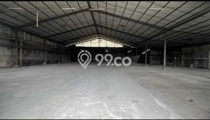 AREA POTENSIAL! Gudang Kawasan Cipondoh, Luas 2300m2m², Lokasi Strategis AREA POTENSIAL! Gudang Kawasan Cipondoh, Luas 2300m2m², Lokasi Strategis