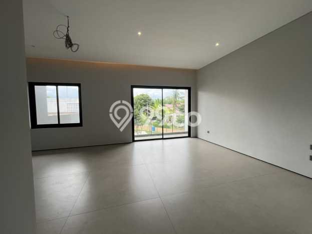 Ready to Use! Premium House LT 353m2 Desain Elegan di Cinere Ready to Use! Premium House LT 353m2 Desain Elegan di Cinere