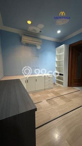 Hunian Mewah LB 720m2 Siap Huni Desain Elegan di Pondok Indah, Jakarta Selatan Hunian Mewah LB 720m2 Siap Huni Desain Elegan di Pondok Indah, Jakarta Selatan