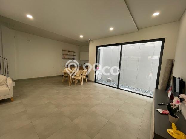 Rumah sewa siap huni 3 KT di BSD, Tangerang Rumah sewa siap huni 3 KT di BSD, Tangerang