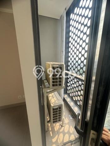 Dijual Segera Apartemen 1 KT & 1 KM di Kemayoran, Jakarta Pusat Dijual Segera Apartemen 1 KT & 1 KM di Kemayoran, Jakarta Pusat