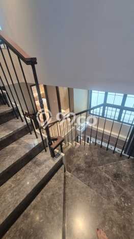 Rumah Luxury Modern Tanpa Renovasi di Gading Serpong Tangerang Rumah Luxury Modern Tanpa Renovasi di Gading Serpong Tangerang