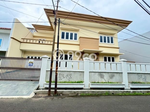 Dijual Rumah Mewah Elegan Dengan View Eksklusif di Kedoya Baru, Jakarta Barat Dijual Rumah Mewah Elegan Dengan View Eksklusif di Kedoya Baru, Jakarta Barat
