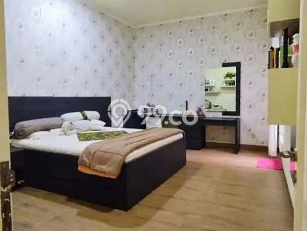 For Sale Rumah 4 Kamar Lokasi Ideal Nyaman dan Strategis di BSD For Sale Rumah 4 Kamar Lokasi Ideal Nyaman dan Strategis di BSD