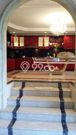 Rumah Elit Akses Mudah di Jakarta Utara Semi Furnished Rumah Elit Akses Mudah di Jakarta Utara Semi Furnished