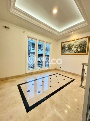 Dijual Rumah Mewah Elegan Dengan View Eksklusif di Kedoya Baru, Jakarta Barat Dijual Rumah Mewah Elegan Dengan View Eksklusif di Kedoya Baru, Jakarta Barat