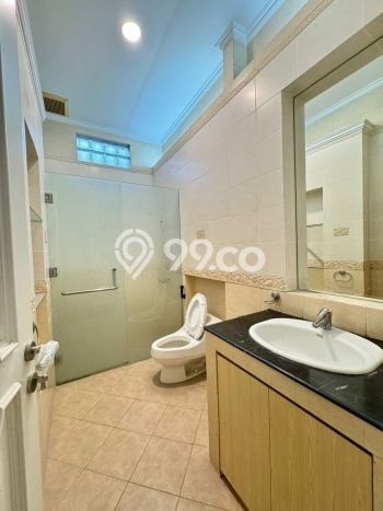 Dijual Rumah Mewah Elegan Dengan View Eksklusif di Kedoya Baru, Jakarta Barat Dijual Rumah Mewah Elegan Dengan View Eksklusif di Kedoya Baru, Jakarta Barat