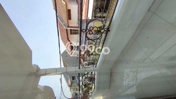 Rumah Modern 4 Kamar LT 84m2 di Mulyosari Rumah Modern 4 Kamar LT 84m2 di Mulyosari