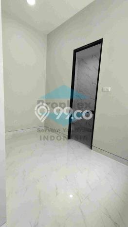 Hunian Nyaman bagi Keluarga di Manyar - 4 KT Hunian Nyaman bagi Keluarga di Manyar - 4 KT