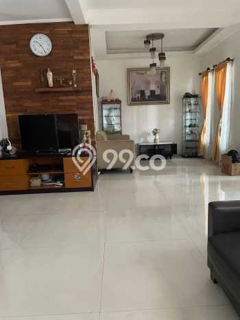 Rumah Luas Asri 5 KT Siap Pakai di BSD Nusaloka Tangerang Rumah Luas Asri 5 KT Siap Pakai di BSD Nusaloka Tangerang