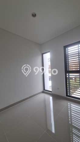 Rumah Luxury Modern Tanpa Renovasi di Metland Puri Jakarta Barat Rumah Luxury Modern Tanpa Renovasi di Metland Puri Jakarta Barat